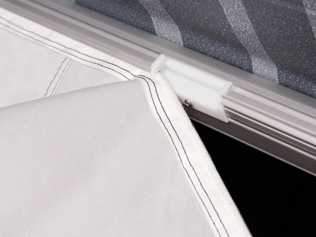 Thule Panorama Markisen-Vorzelt 8000 600 M 7 Thule Panorama Markisen-Vorzelt 8000 600 M – Bild 5