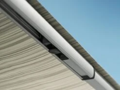 Thule Omnistor 1200 425 Mystic Grey Sackmarkise 14 Thule Omnistor 1200 425 Mystic Grey Sackmarkise -Thule Verkaufsgeschäft 377201 377201 images other thuleomnistor1200 buckle1 2 ecommerce 1