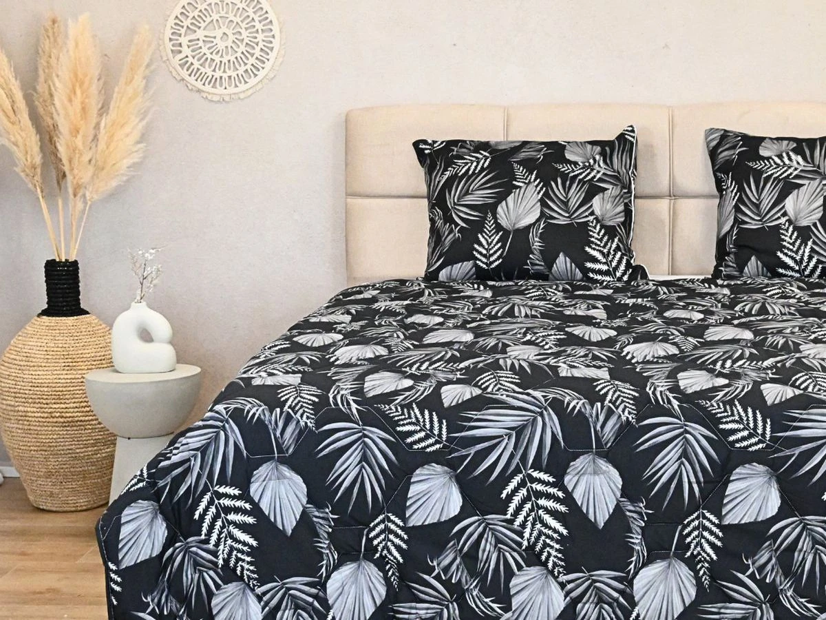 HappyBed Black Leaves All Year Bettdecke - 160 X 220 Cm 5 HappyBed Black Leaves All Year Bettdecke - 160 X 220 Cm – Bild 3