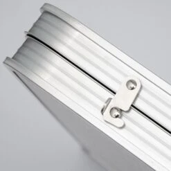 AMANKA 120x60 Höhenverstellbarer Aluminium Campingtisch -Thule Verkaufsgeschäft 70228bb37a474feb