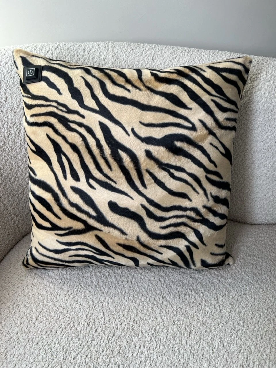 Warmpi Beheiztes Kissen - Tiger 5 Warmpi Beheiztes Kissen - Tiger – Bild 3