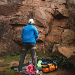 Highlander Storm Kitbag 45 Schwarze Sporttasche -Thule Verkaufsgeschäft f6427a1186eca529