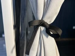 Isabella Shade Curtain -Thule Verkaufsgeschäft isabella shade curtain 2 ecommerce