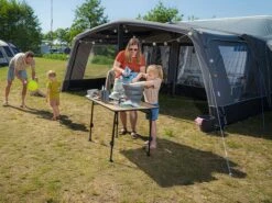 Obelink Neptune Easy Air Sunroof Größe 12 Vorzeltvordach -Thule Verkaufsgeschäft neptune sunroof sfeer 5 ecommerce 4